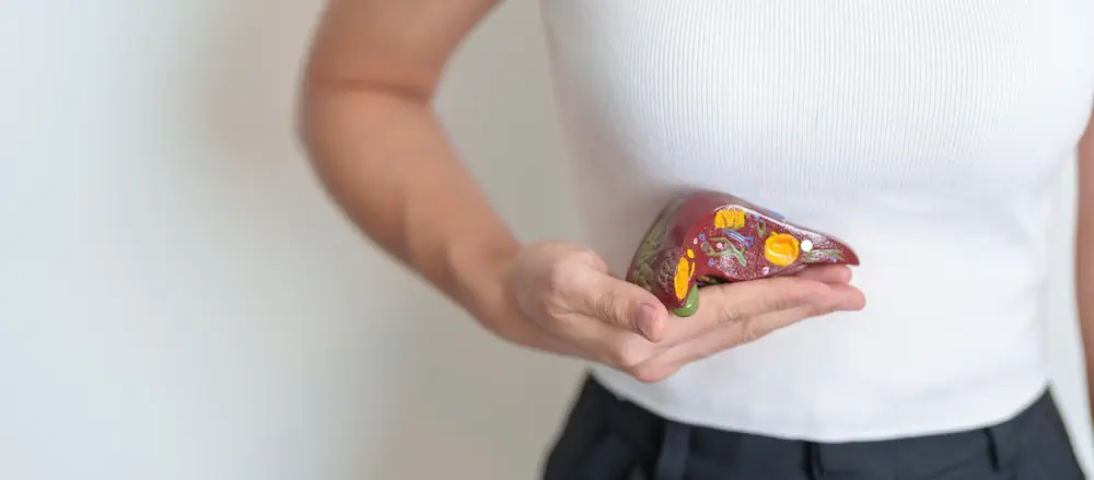Signs of liver damage from alcohol
